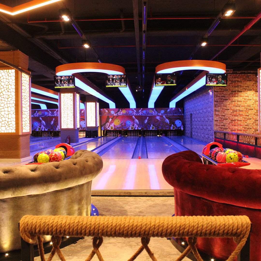 yetişkinler için bowling alanı
